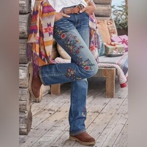 NWT Driftwood Kelly Fantasy Bootcut Embroidered Floral Jeans Women’s 27x33